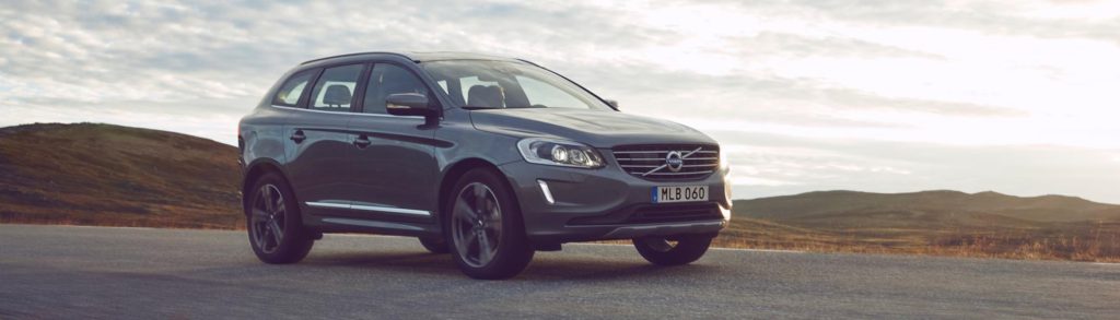 1410320_201094_Volvo_XC60_front_3_4_driving